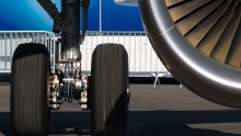 Engines, wing and landing gear Engines, wing and landing gear